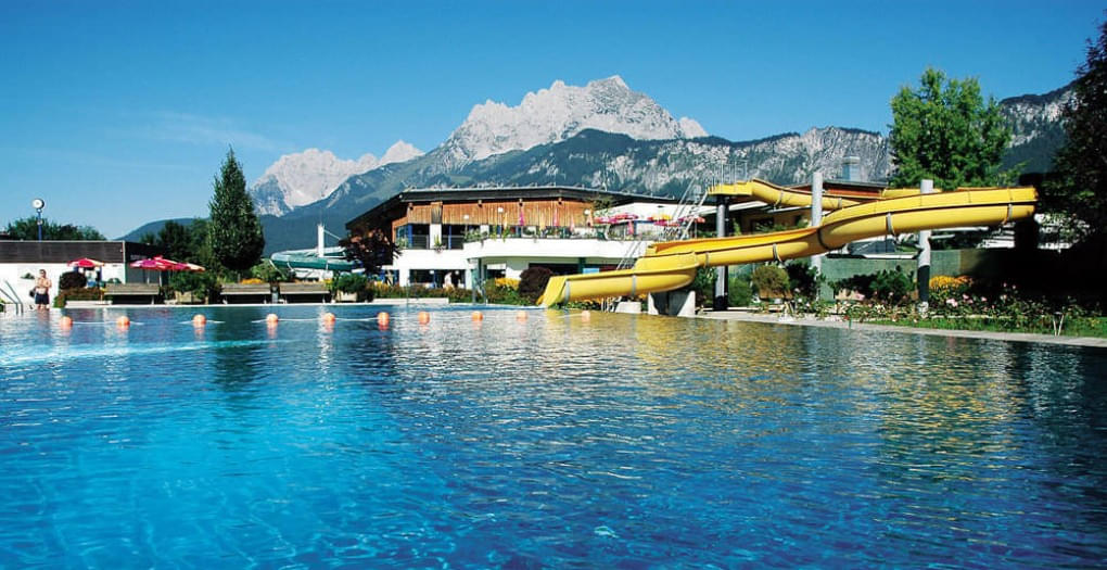 Panorama-Badewelt- Panorama-Badewelt-